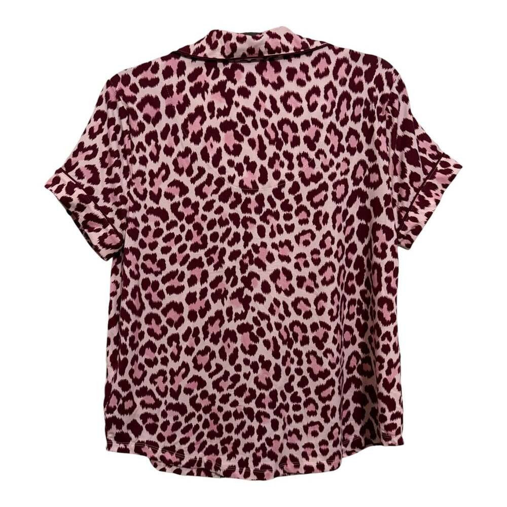 Size Medium Kate Spade Women's Leopard 2-Piece Short Sleeve Capri Pajama Set - Picture 3 of 5